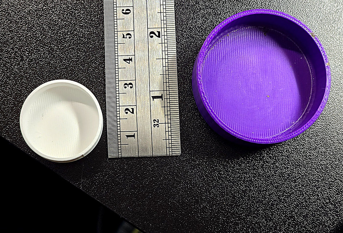 Feeder Bowl - small vs large size comparison