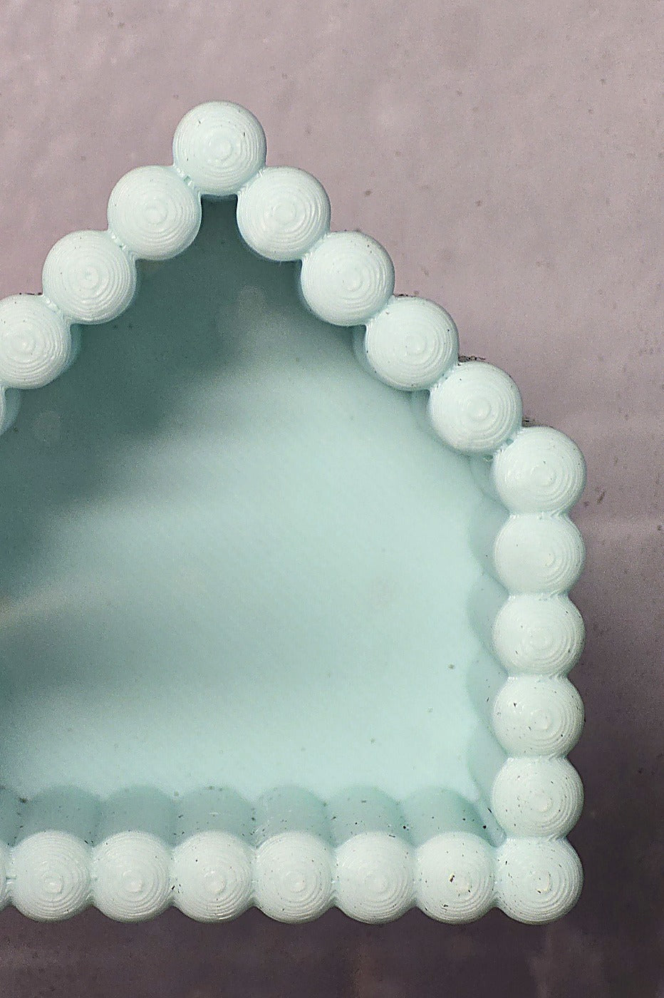 Little House Hide - mint 3D-printed magnetic hide for jumping spider enclosures